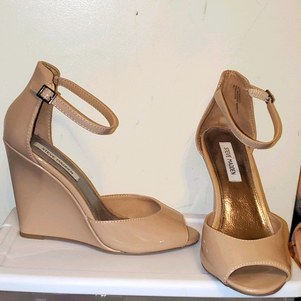 Steve Madden Wedges